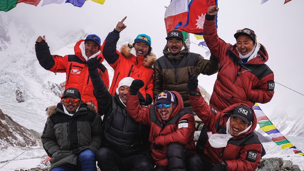 नेपाली पर्वतारोहीहरू द्वारा दोश्रो अग्लो शिखर केटु हिमालको ऐतिहासिक आरोहण ! हिउँदको शीत र वताश संग बाजेर बनाए कृतिमान  ।