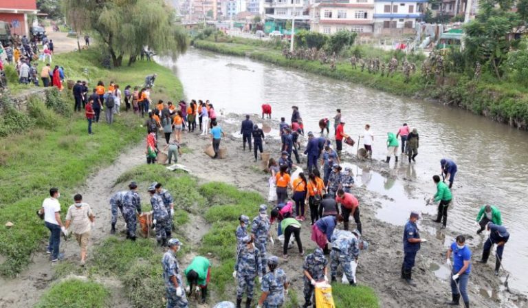 वाग्मती सफाइ महाअभियानमा बढ्न थाल्यो सहभागिता