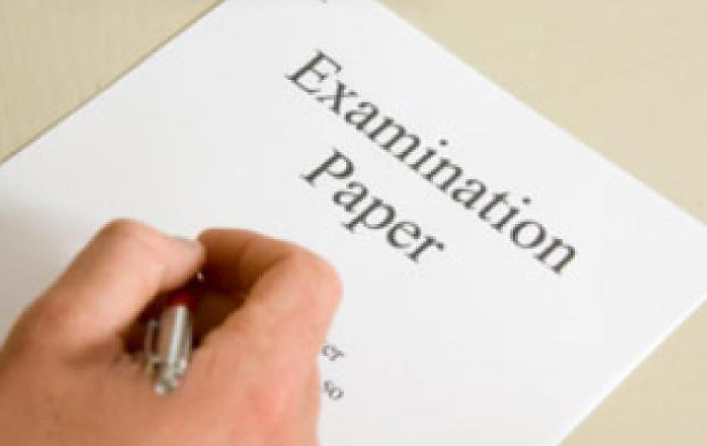 कागज अभावमा विद्यार्थीको परीक्षा रद्द