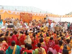  मुख्यमन्त्री सिंहद्वारा भारतीय पक्षलाई विवाहपञ्चमीको निम्तोपत्र हस्तान्तरण