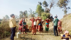  बर्दिवास हात्तीलेटका बासिन्दा भन्दछन् – ‘मध्यरातमा अब डोल र गाग्री बोकेर इनारतिर जानु पर्दैन’