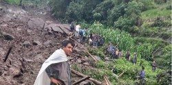 ओखलढुङ्गामा पहिरोमा पुरिएर एकजनाको मृत्यु, दुई घाइते