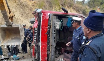 शंखरापुर दुर्घटनाः २७ जना ‘डिस्चार्ज’, चालक नियन्त्रणमा