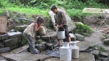 चुरे विनाशको असर : खानेपानीको समस्या विकराल बन्दै