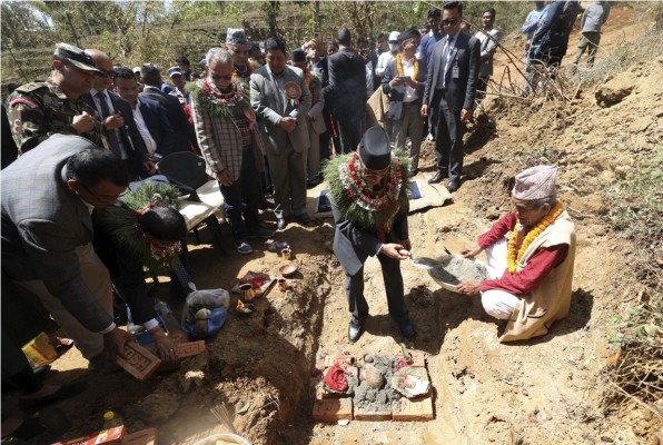 पन्थडिही-कटहरे-हर्मी-साहिलटार सडक स्तरोन्नति परियोजनाको शिलान्यास